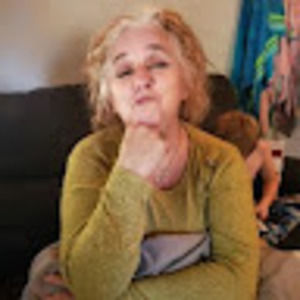 Meet your Posher, Cecilia